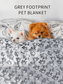 Soft Dog Blanket Washable, Cat Blanket for Indoor Cats Large Medium Small Dog Gifts Puppy Essentials (Grey) Bed